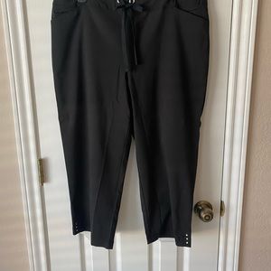 Black casual Weekender Capris
